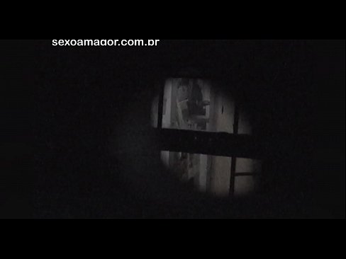 ❤️ Blondie se fait secrètement filmer par un voyeur du quartier caché derrière des briques creuses. Vidéo de baise at fr.teenactivewear.ru ❤